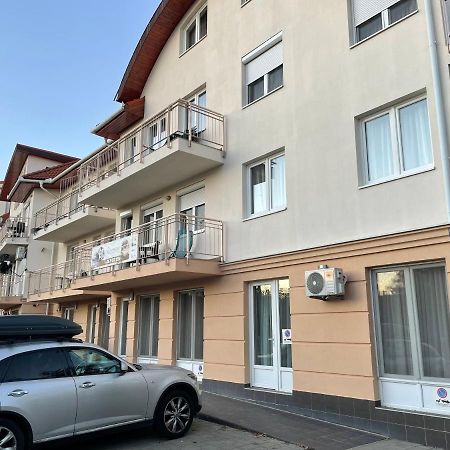 Rosemary Apartmanok, Rose, Lili, Mary1, Mary2 Хайдусобосло Экстерьер фото