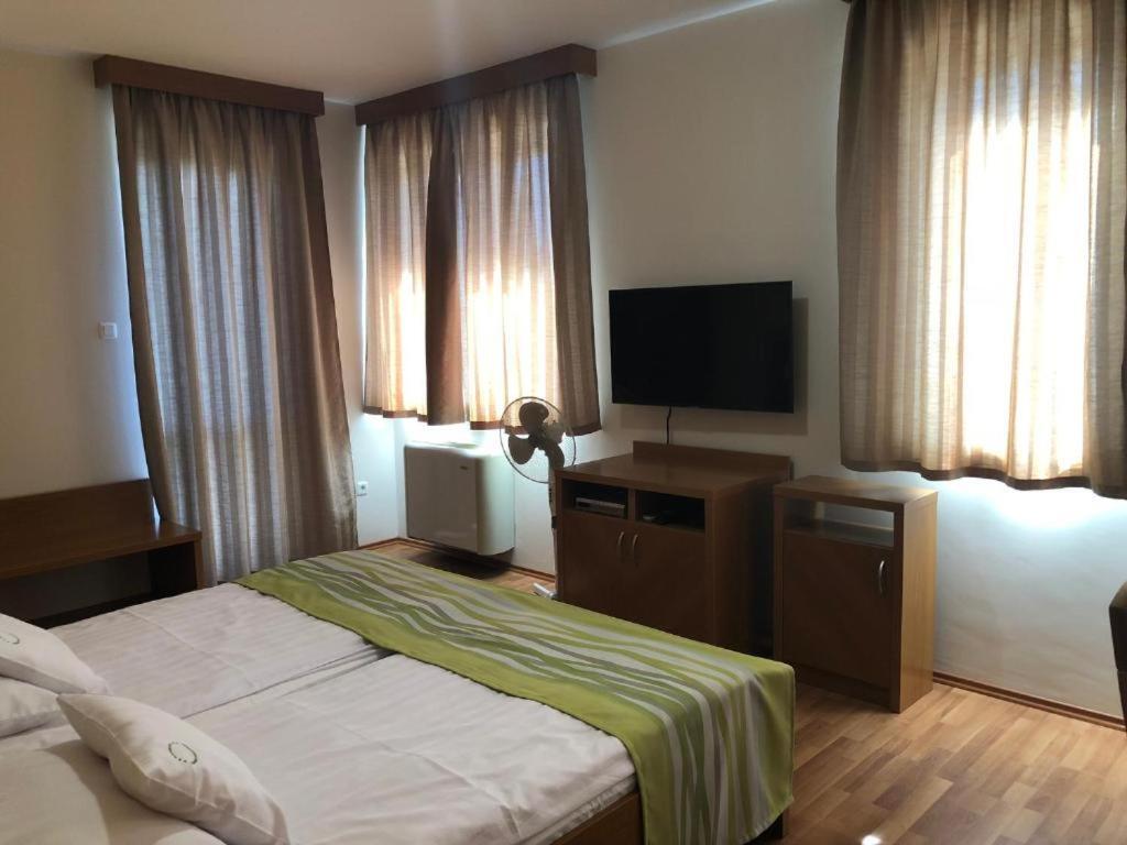 Rosemary Apartmanok, Rose, Lili, Mary1, Mary2 Хайдусобосло Экстерьер фото